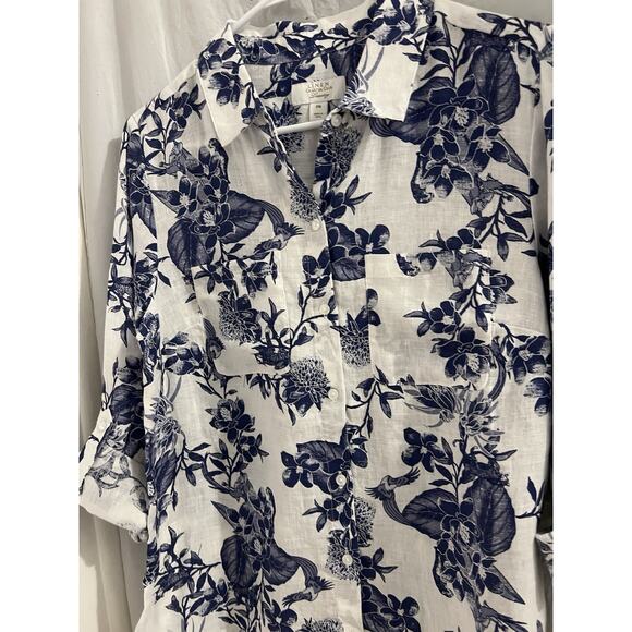 Charter Club Blue White Floral Linen Button Front Top Sz Petite M - Picture 3 of 9